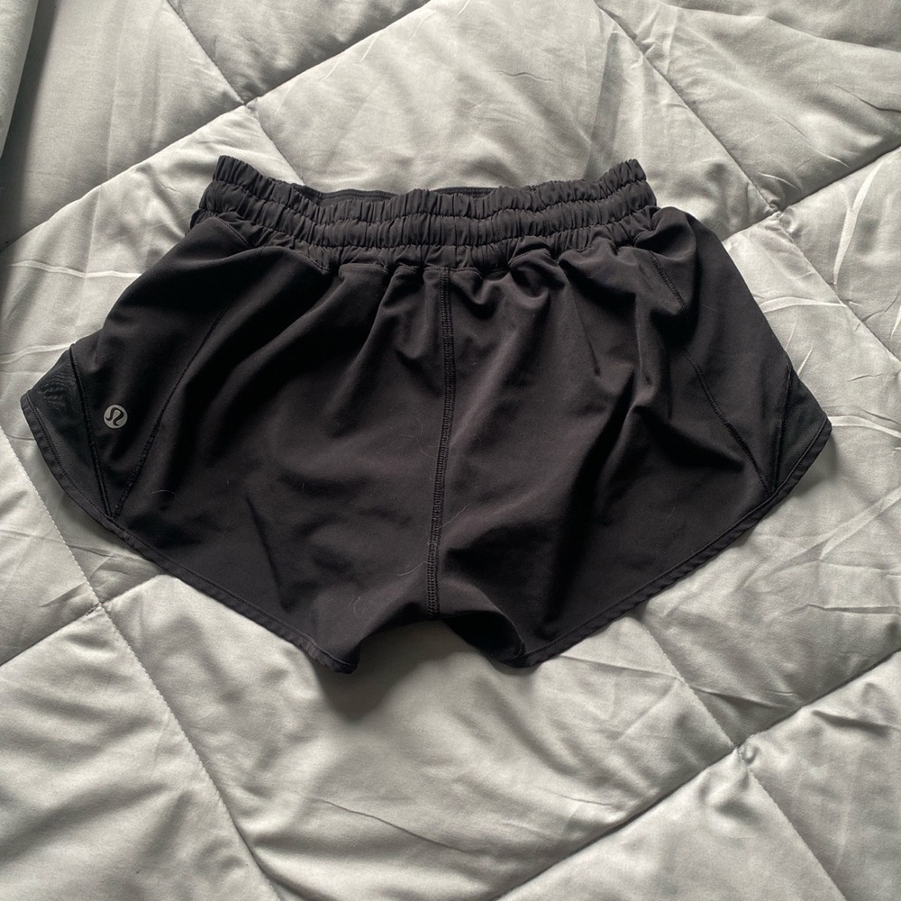 Lululemon Hotty Hot shorts - Picture 2 of 3